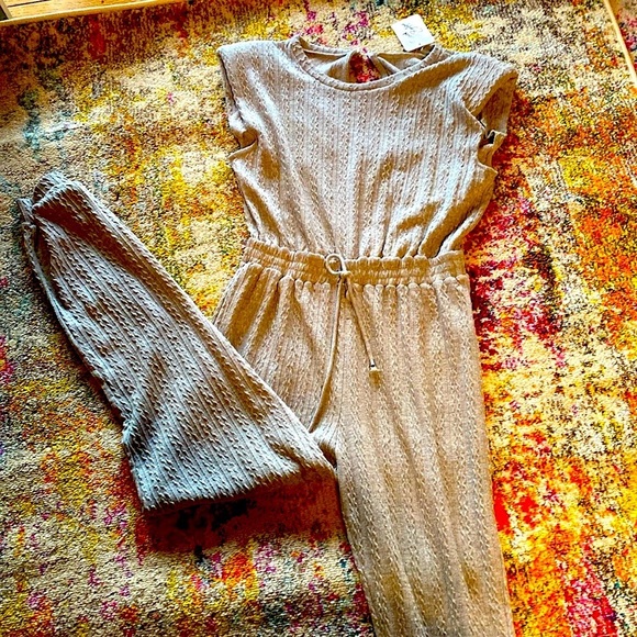 SABRAT BOUTIQUE GRAY KNIT TEXTURED JUMPSUIT  DRAWSTRING WAIST BRAND NEW … - Picture 2 of 12